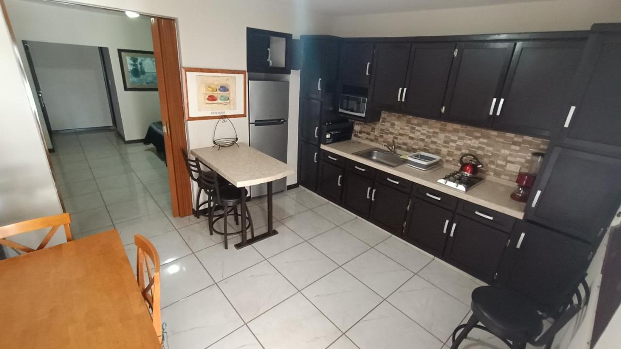 Suites Entrelagos Ciudad Obregón エクステリア 写真